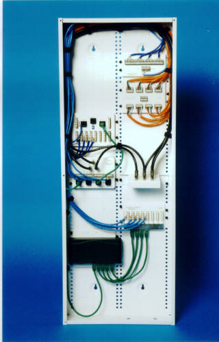 structured-wiring-panel